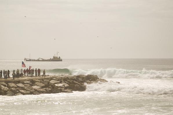 Bottom turn at Costa de Caparica