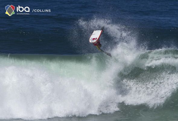 Jeff Hubbard, Invert at Praia Grande, Sintra