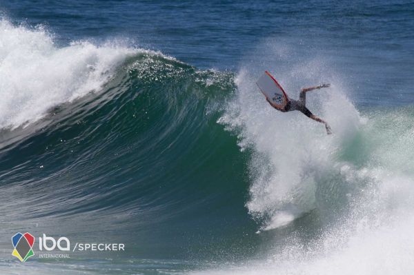 Sergio Alonzo, Invert at Praia Grande, Sintra