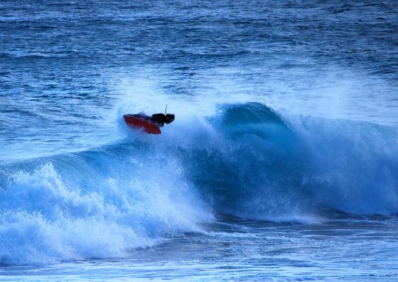 Werner Adendorff, reverse 360 air at Koeel Bay (Caves)