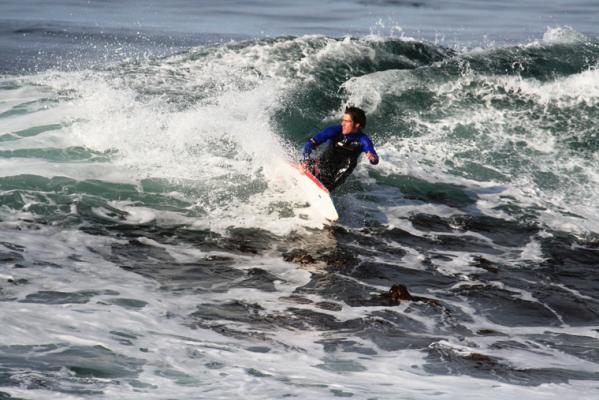 Martin Ras, dropknee forehand cutback at Kakkarlak