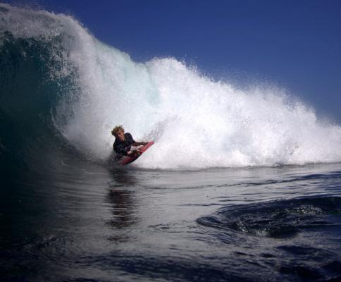 Terence Pieters, bottom turn at Amy's