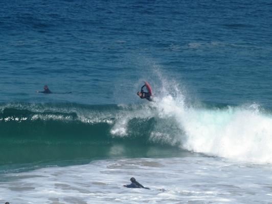 Kyle Cabano, roll/el rollo at Koeel Bay (Caves)