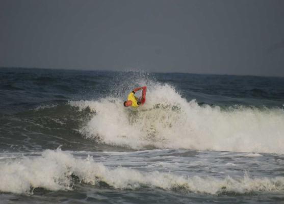 Jared Houston, roll/el rollo at Sun Coast Beach