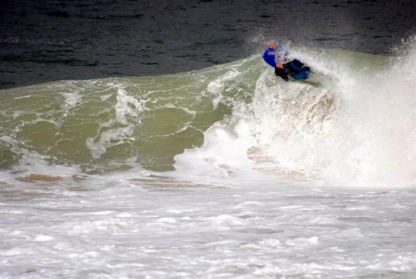 Kyle Cabano, ARS (air roll spin) at Koeel Bay (Caves)