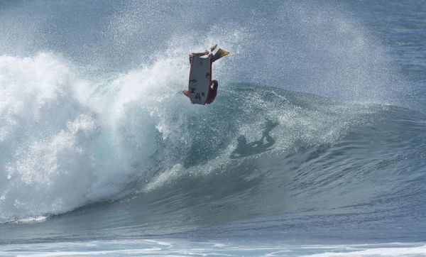 Dave Winchester, back flip at Pipeline