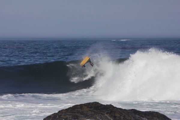 Tristan Roberts, back flip at Tand