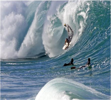 Jonathan Oliff at Waimea Shorebreak