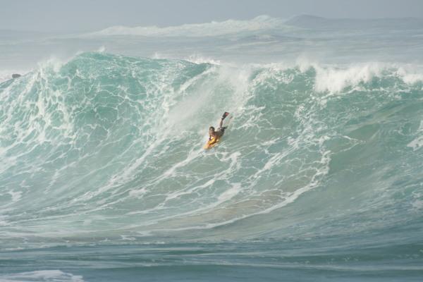 Sacha Specker at Waimea Shorebreak